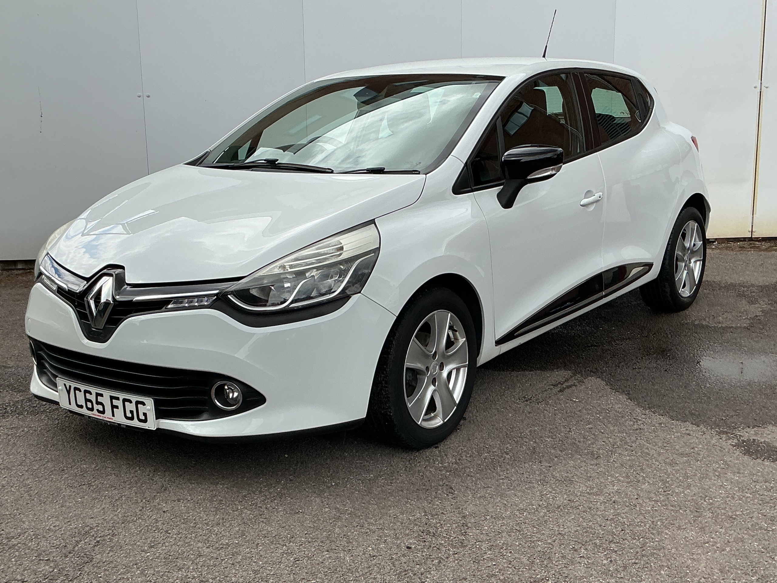 2015 RENAULT CLIO for sale