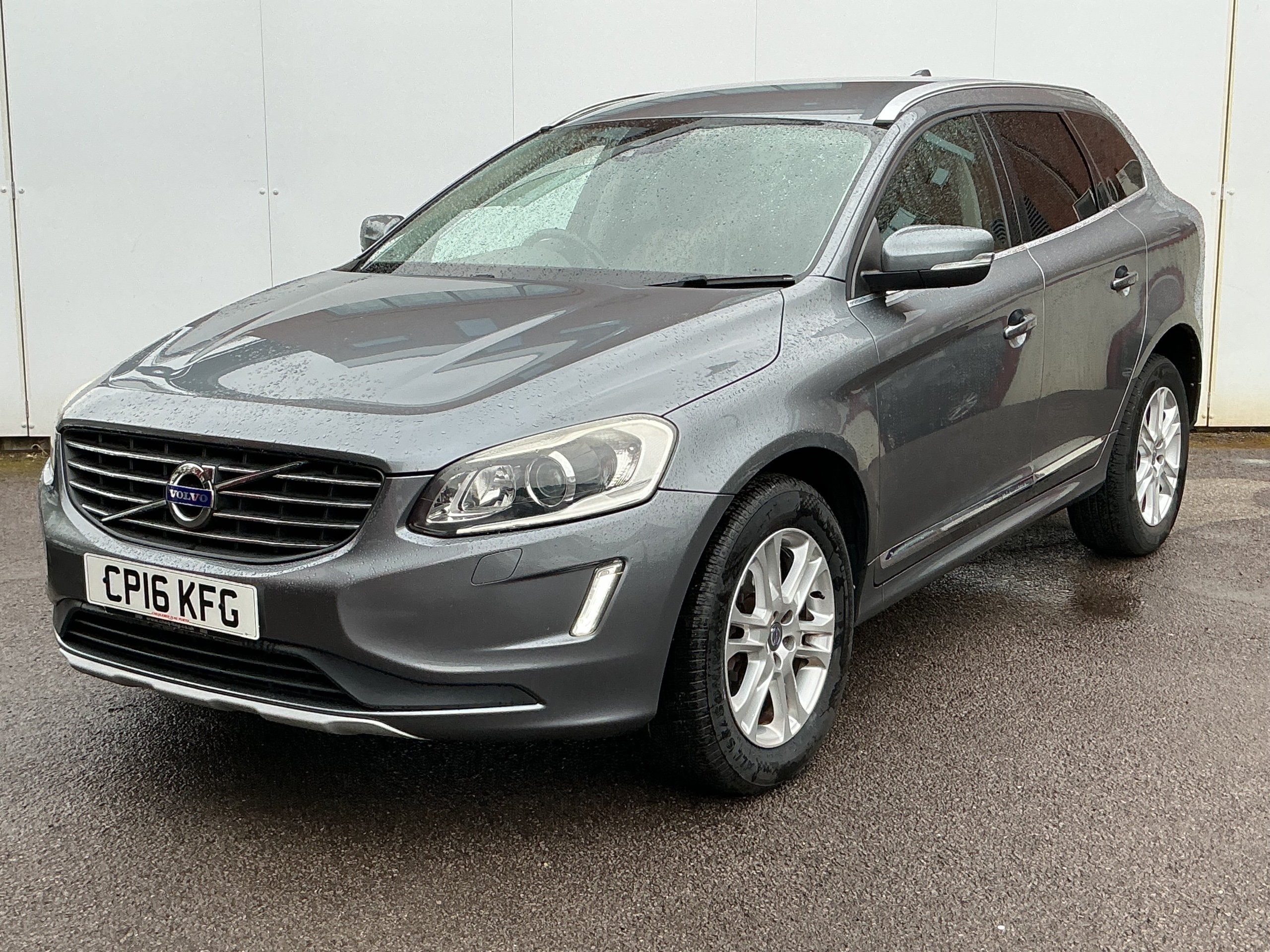 2016 VOLVO XC60 for sale