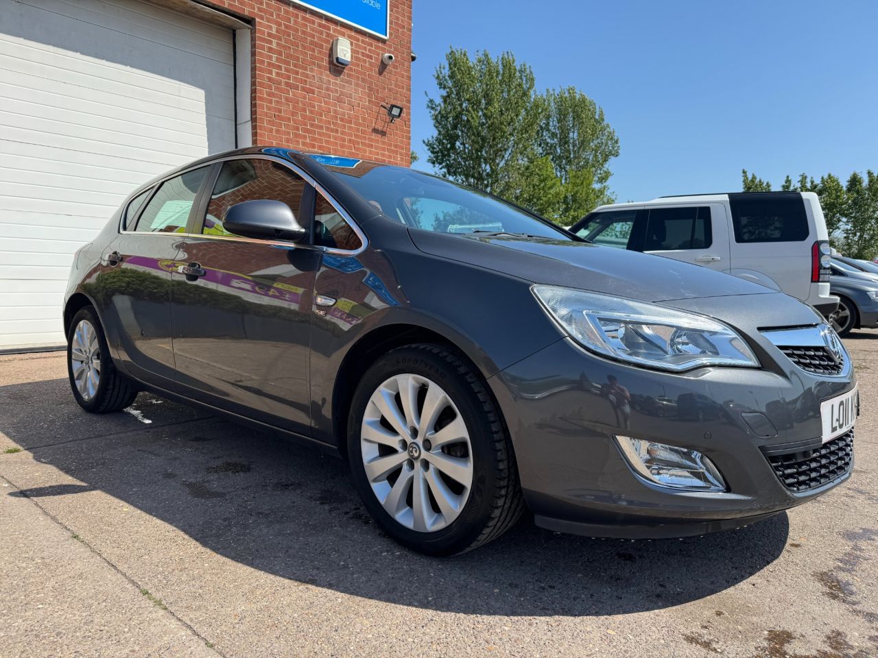 2011 VAUXHALL ASTRA for sale