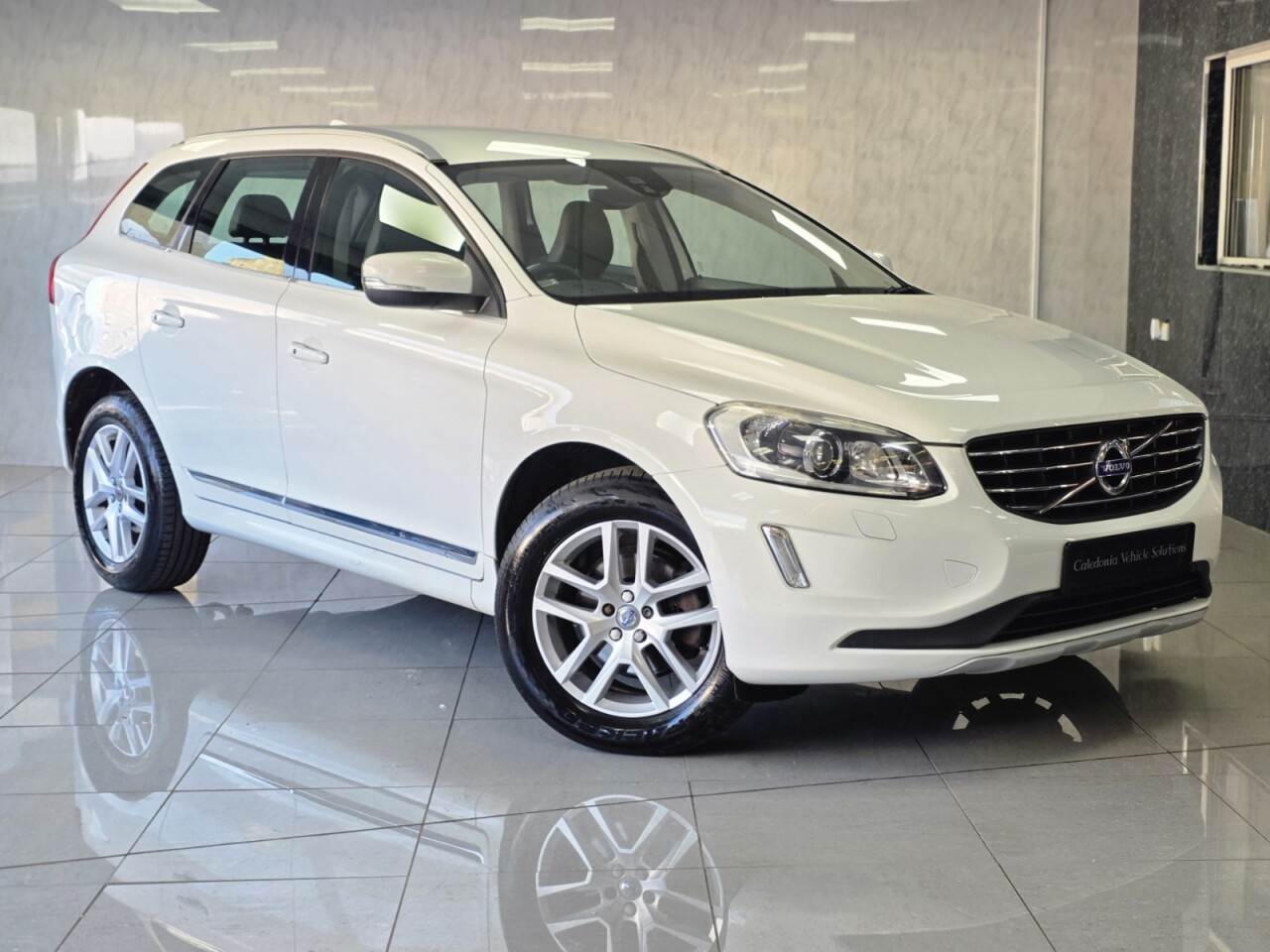 2017 VOLVO XC60 for sale