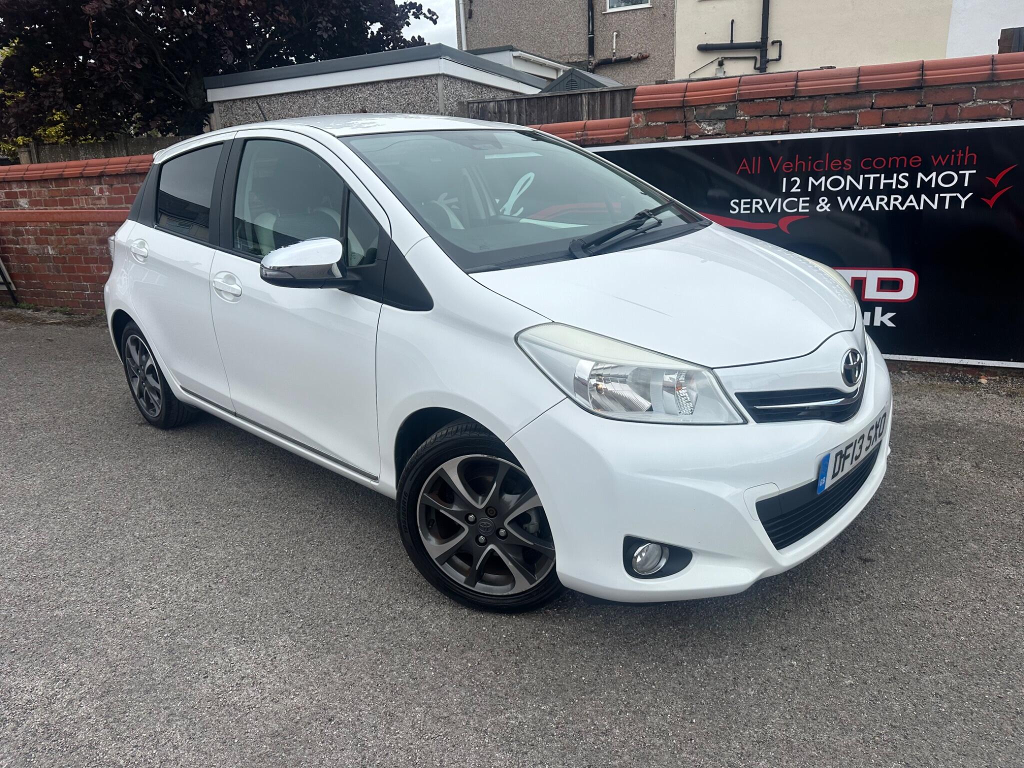 2013 TOYOTA YARIS for sale