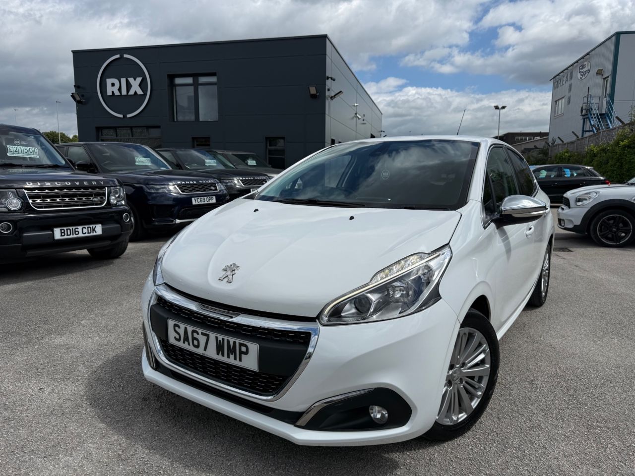 2017 PEUGEOT 208 for sale