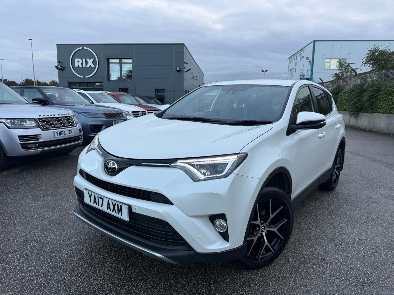 2017 TOYOTA RAV4 for sale