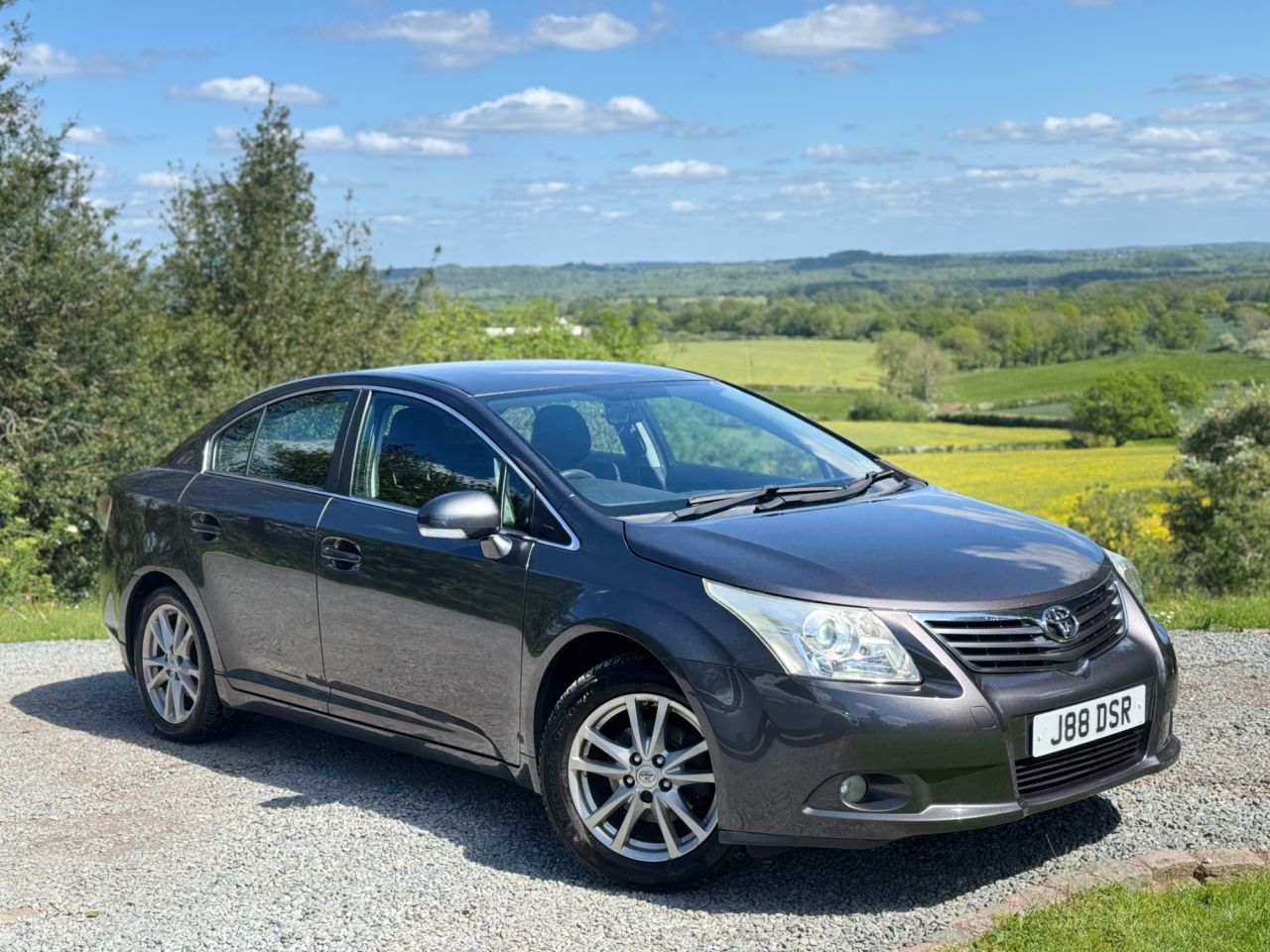 2011 TOYOTA AVENSIS for sale