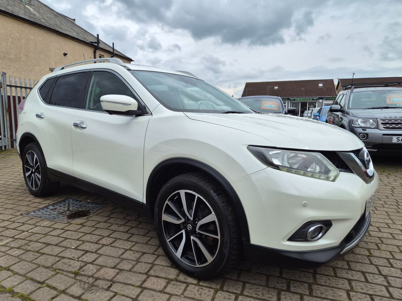 2015 NISSAN X-TRAIL for sale