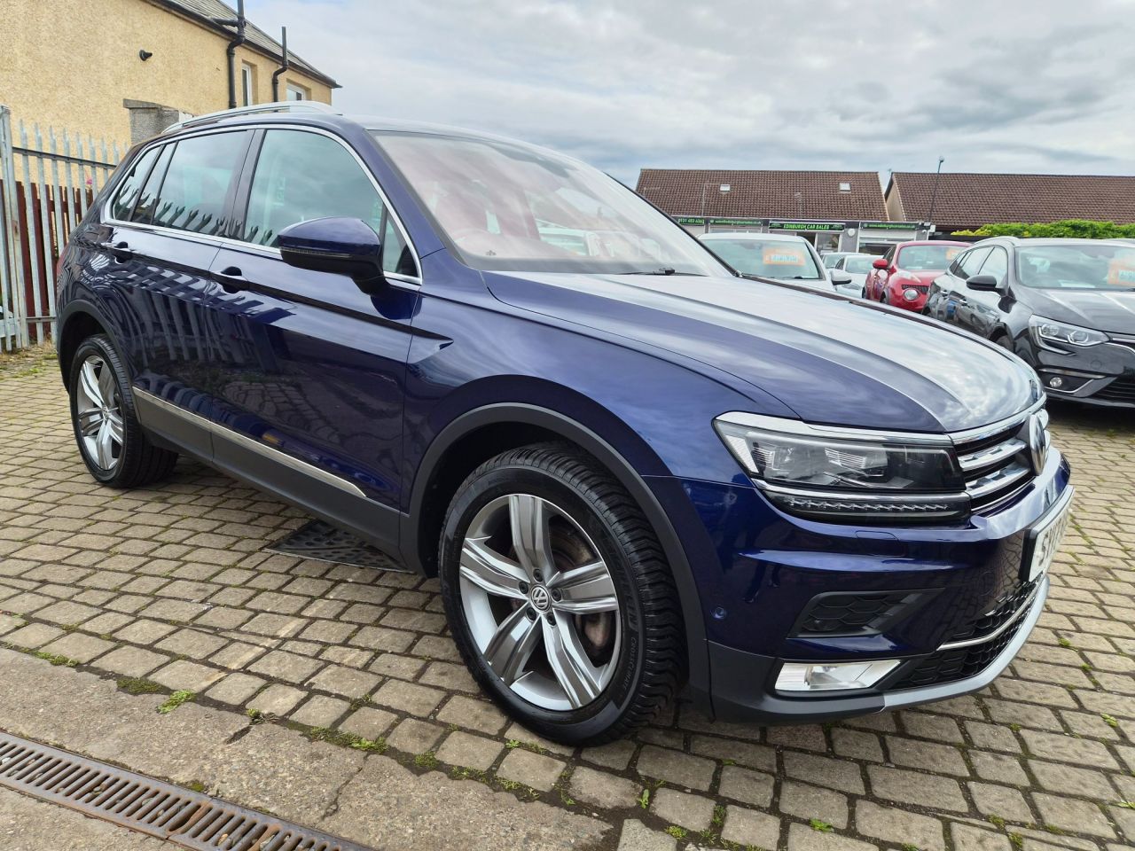 2017 VOLKSWAGEN TIGUAN for sale