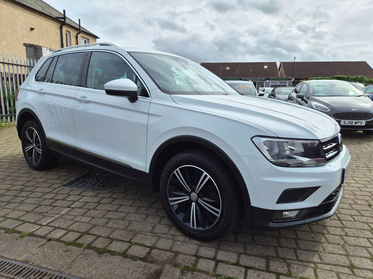 2018 VOLKSWAGEN TIGUAN for sale
