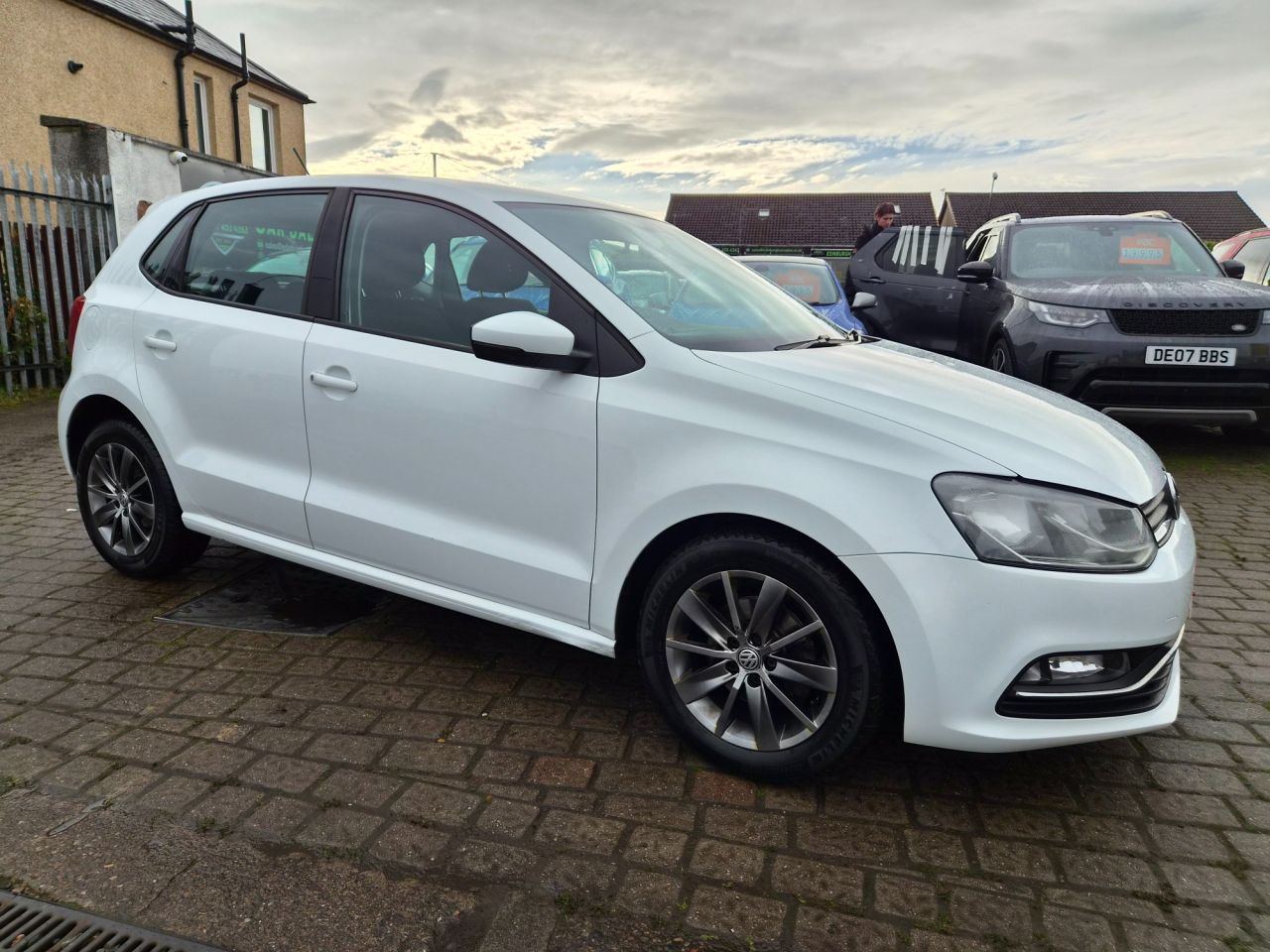 2014 VOLKSWAGEN POLO for sale