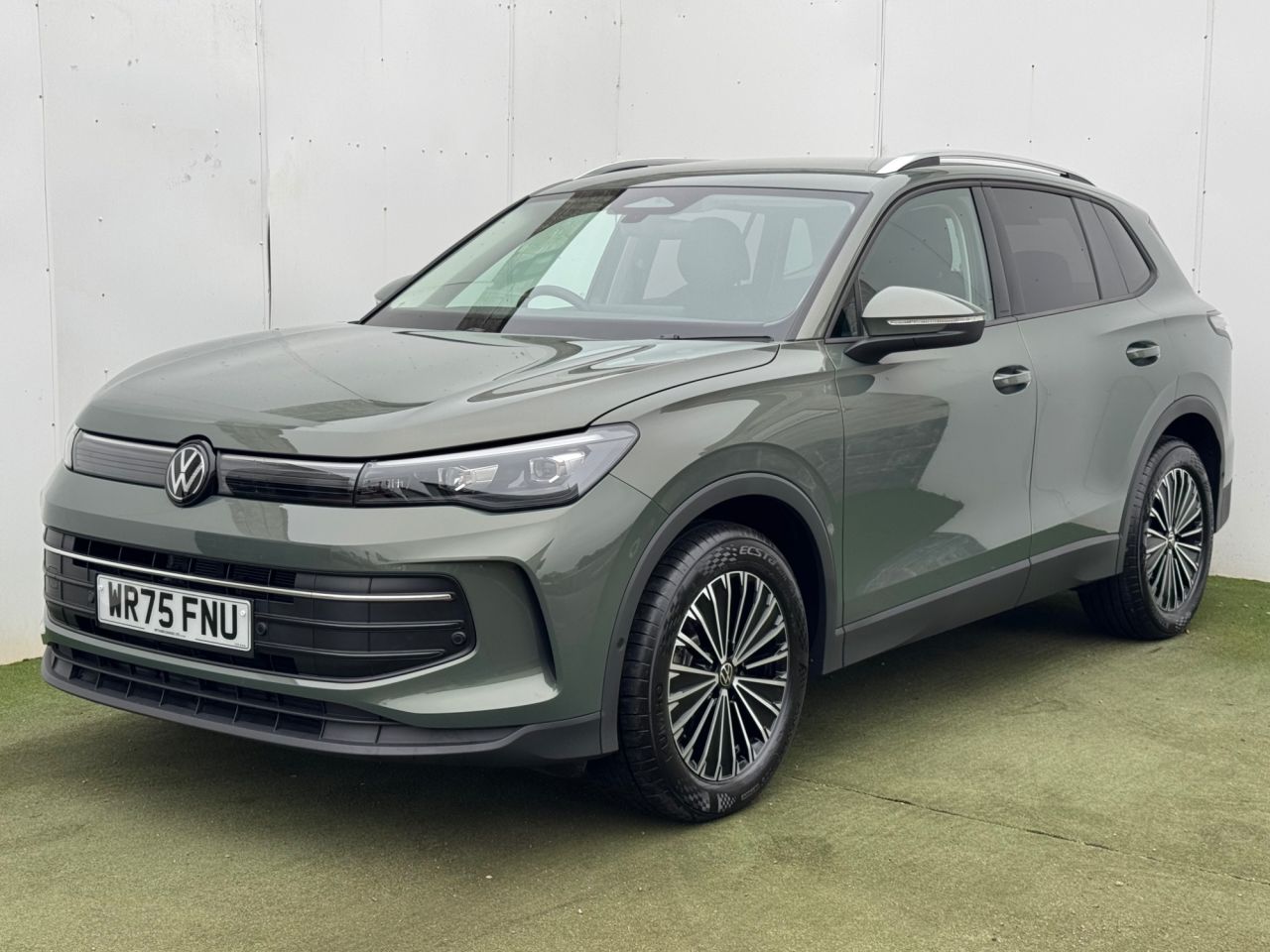 2025 VOLKSWAGEN TIGUAN for sale