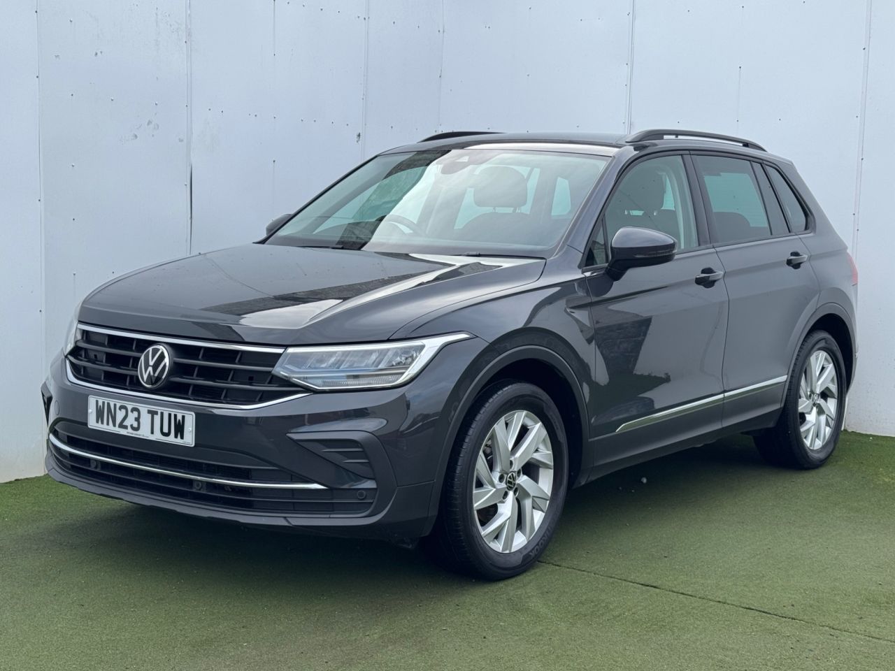 2023 VOLKSWAGEN TIGUAN for sale