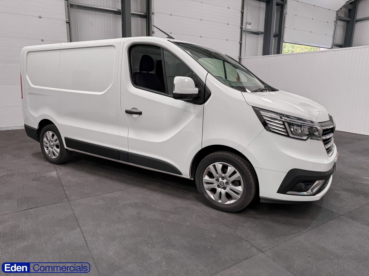 2023 RENAULT TRAFIC for sale