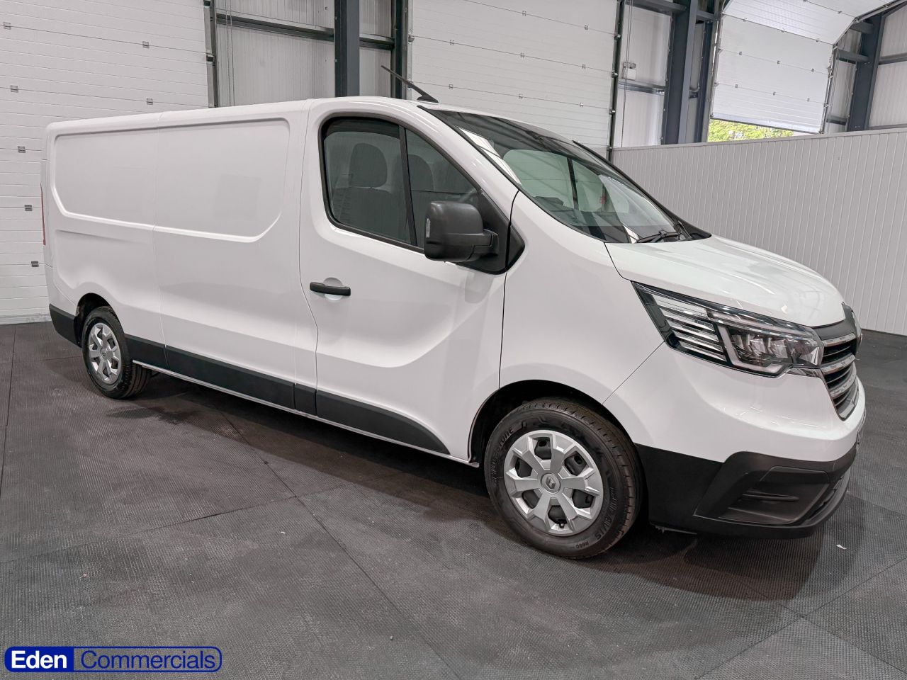 2023 RENAULT TRAFIC for sale