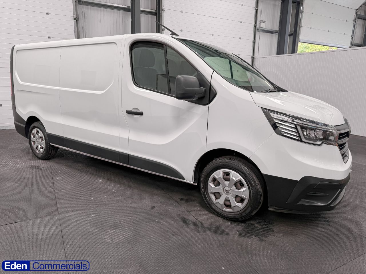 2023 RENAULT TRAFIC for sale