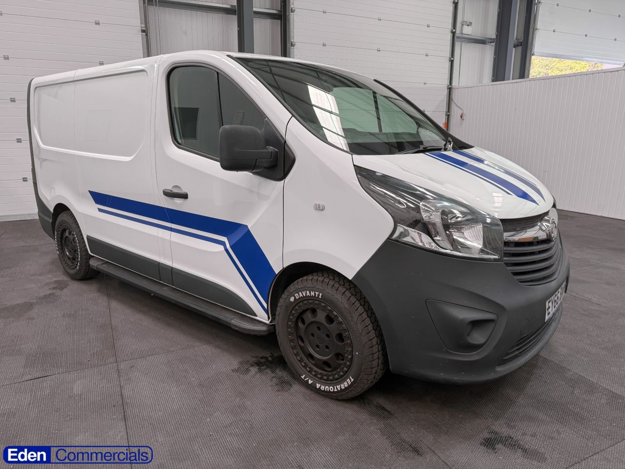 2017 VAUXHALL VIVARO for sale