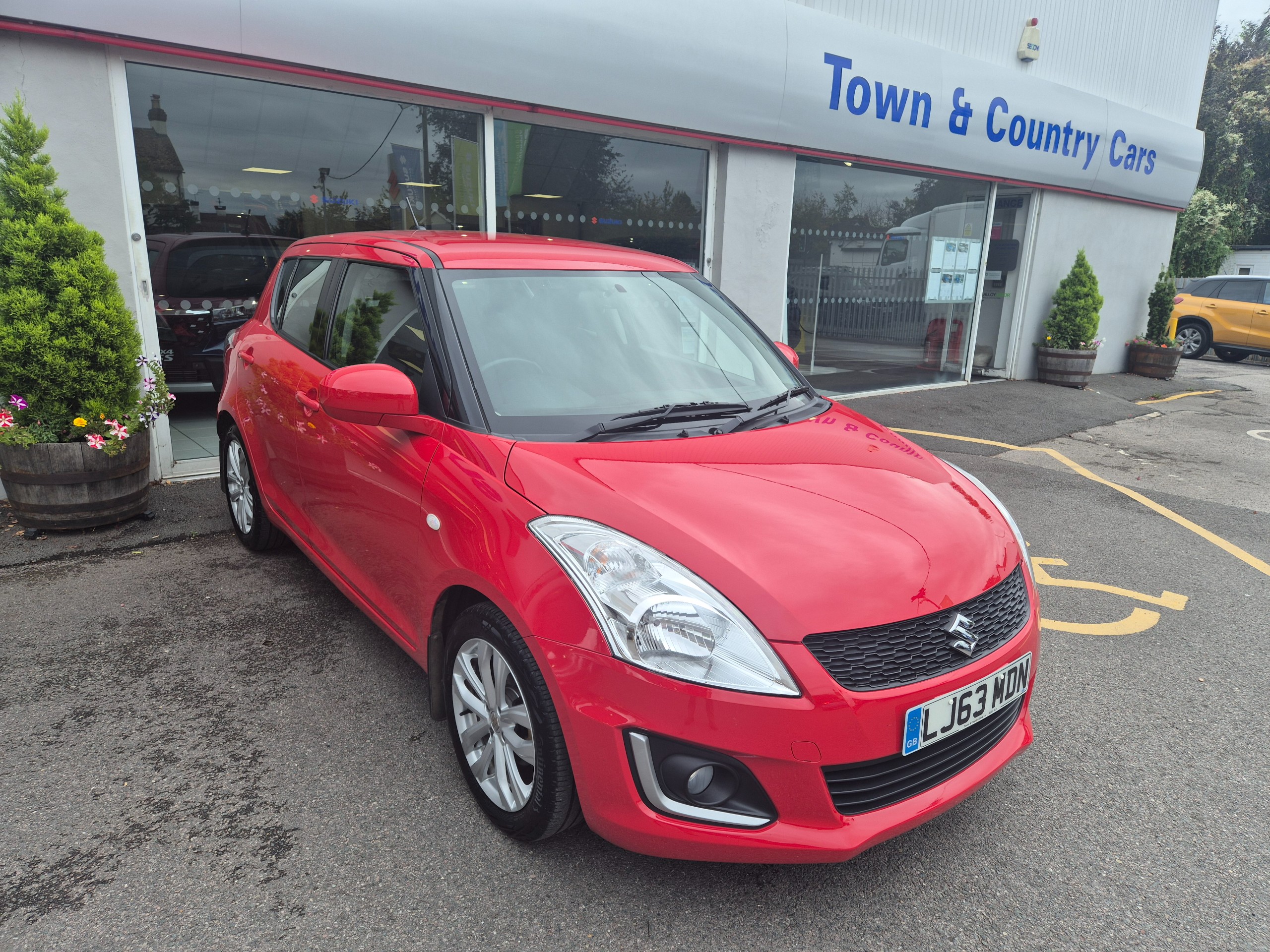 2013 SUZUKI SWIFT for sale