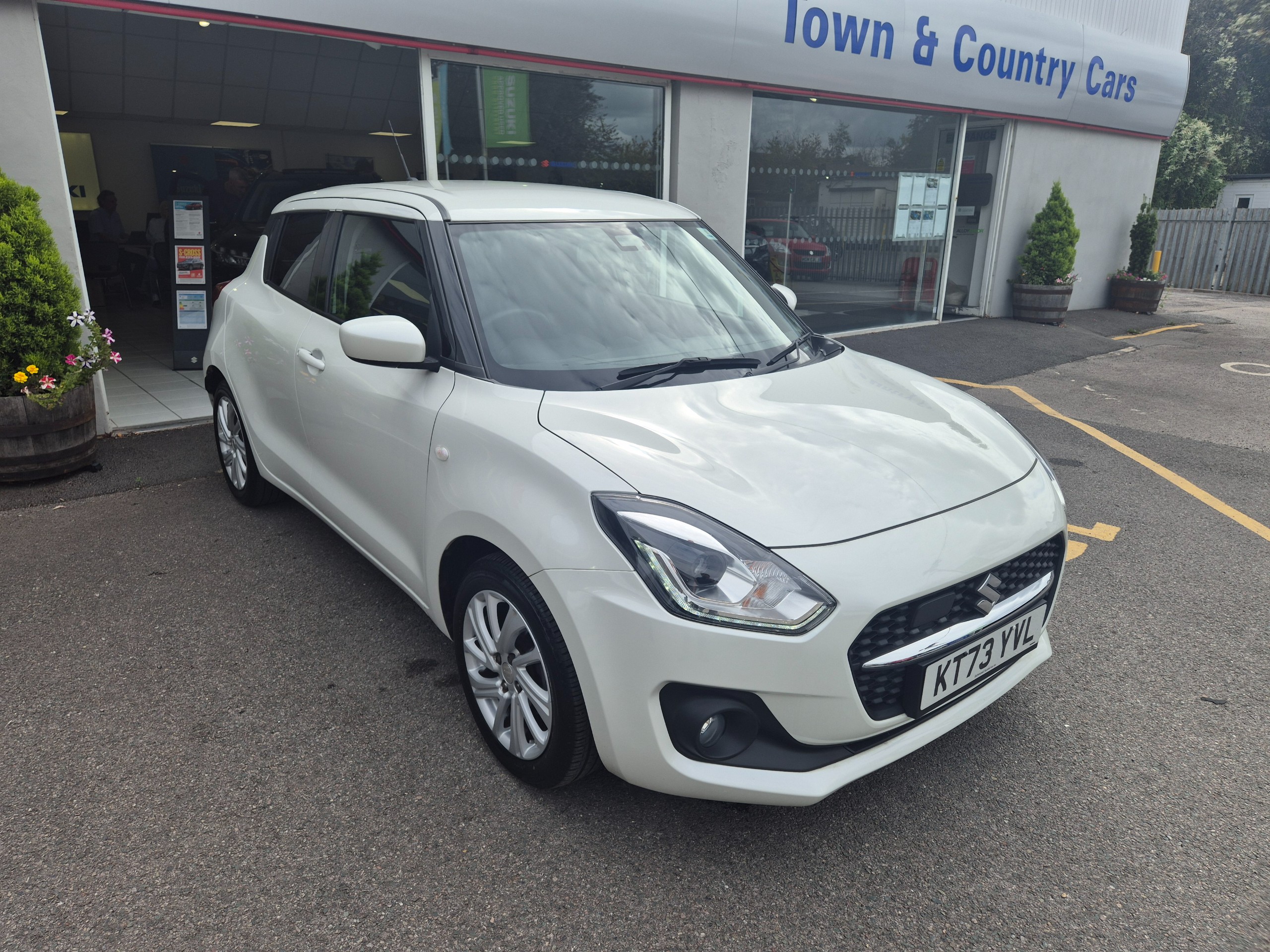 2023 SUZUKI SWIFT for sale