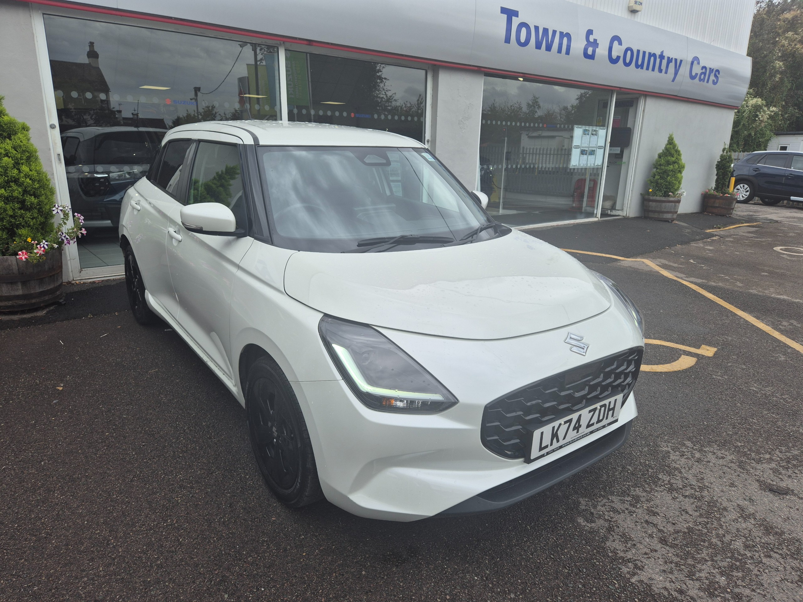 2024 SUZUKI SWIFT for sale