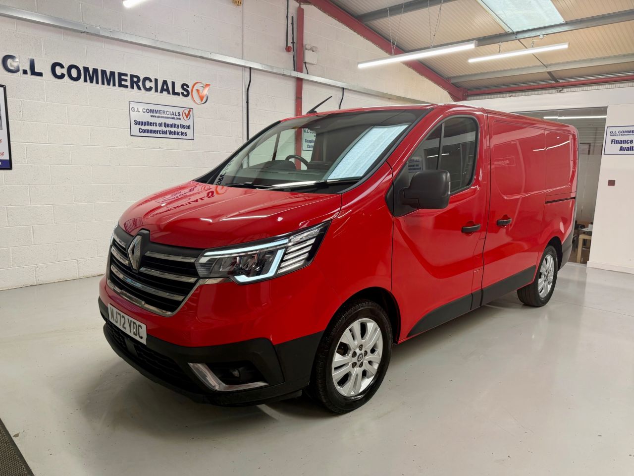 2022 RENAULT TRAFIC for sale