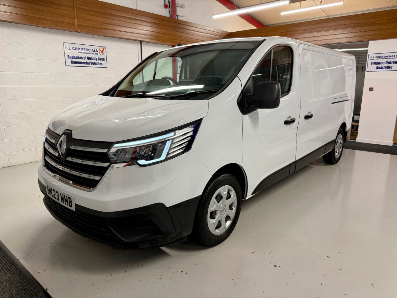 2023 RENAULT TRAFIC for sale