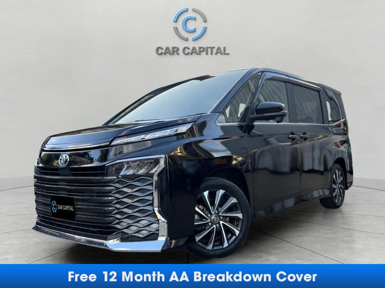 2022 TOYOTA VOXY/NOAH for sale