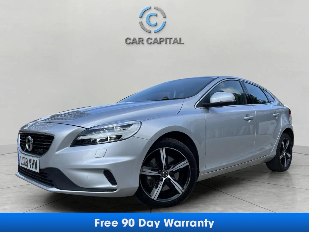 2018 VOLVO V40 for sale
