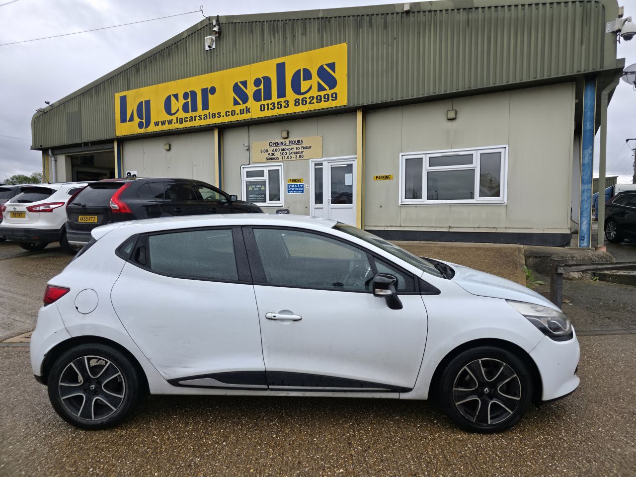 2014 RENAULT CLIO for sale