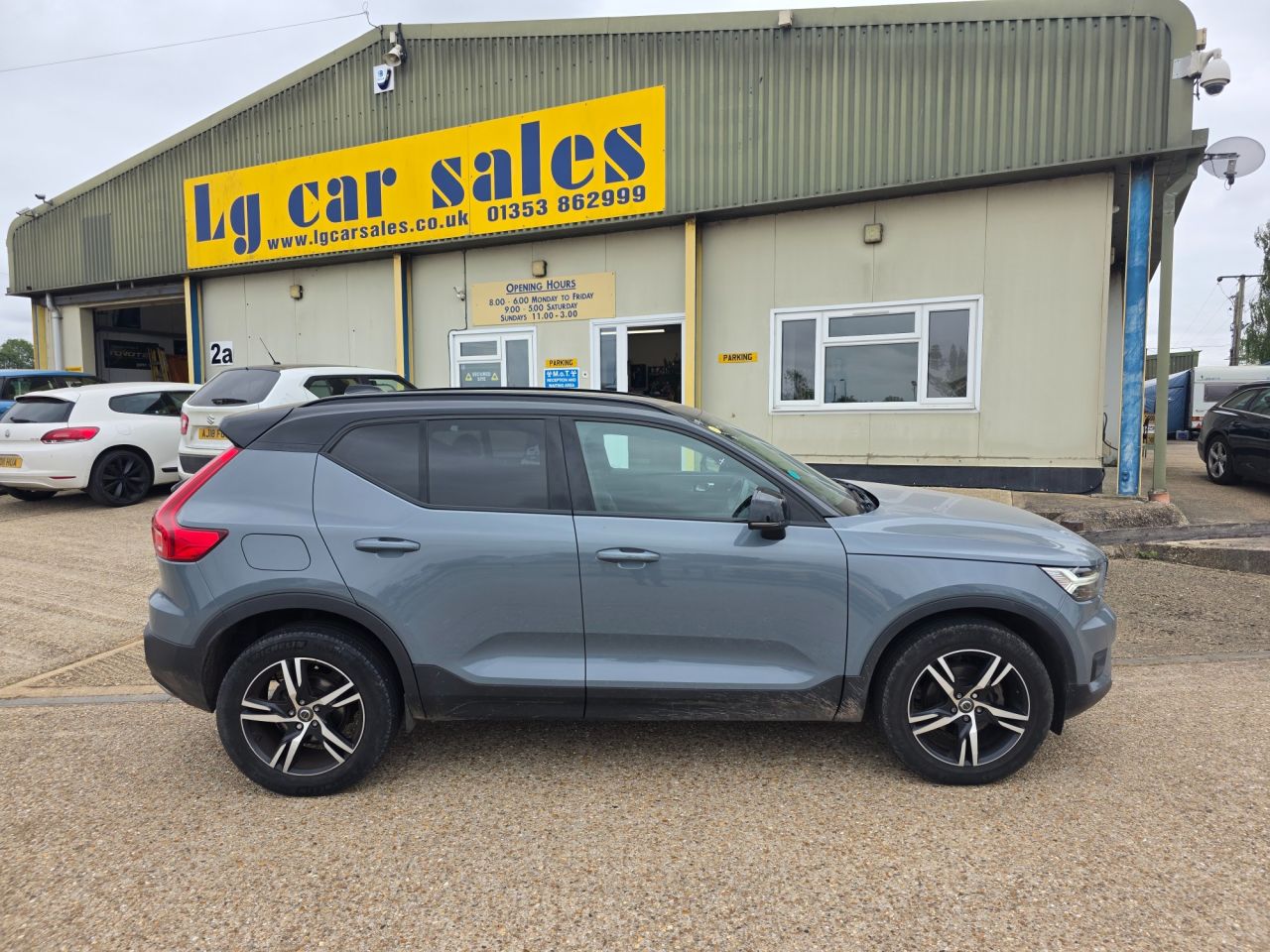 2019 VOLVO XC40 for sale