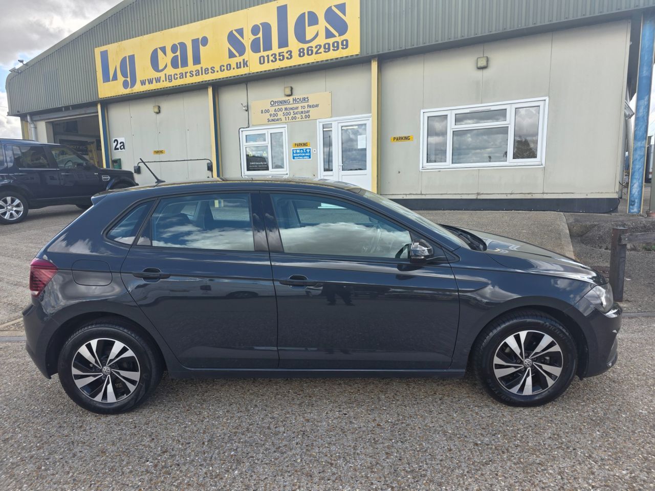 2019 VOLKSWAGEN POLO for sale