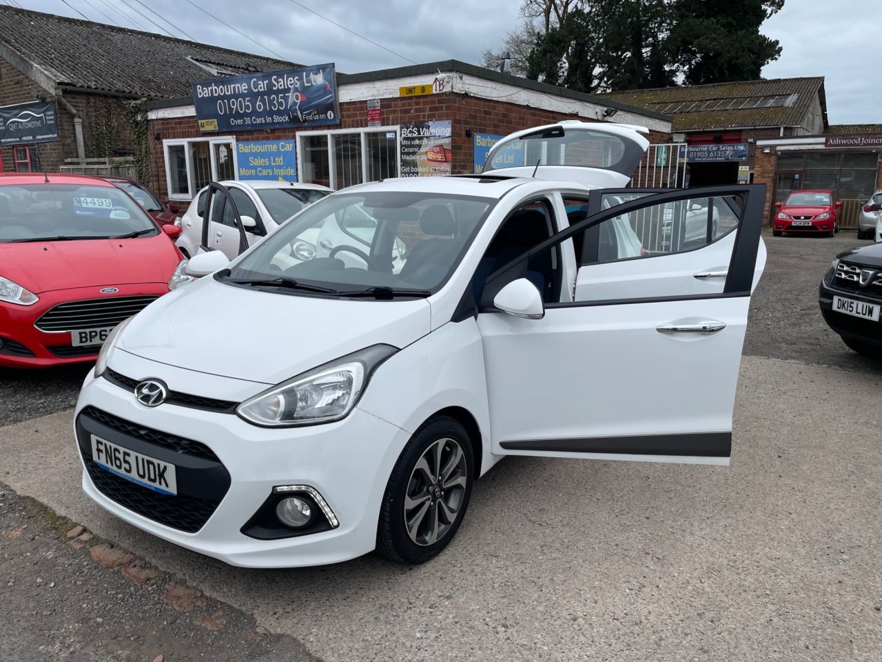 2015 HYUNDAI I10 for sale