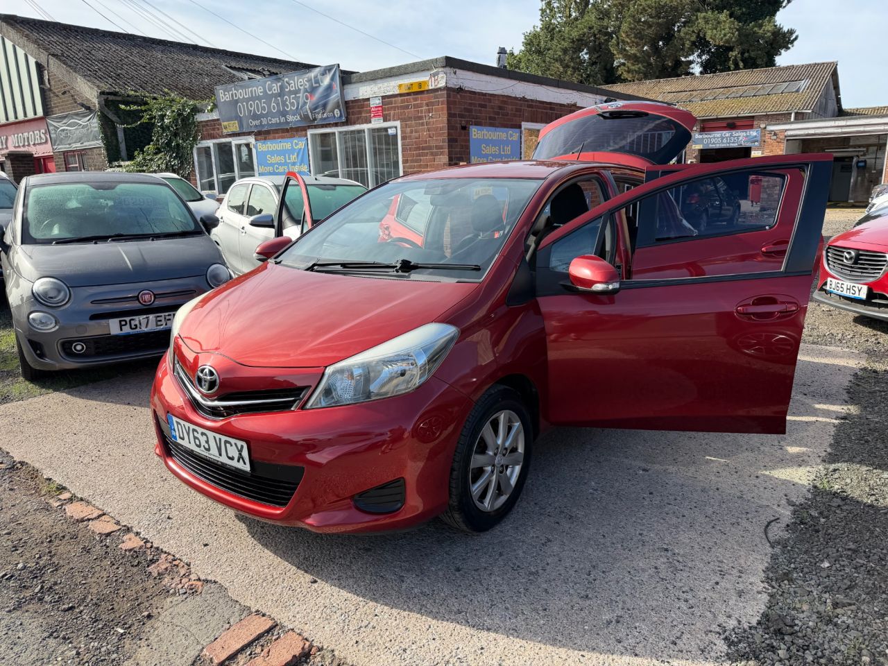 2013 TOYOTA YARIS for sale