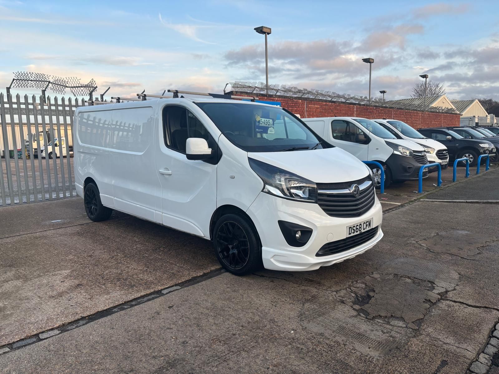2018 VAUXHALL VIVARO for sale