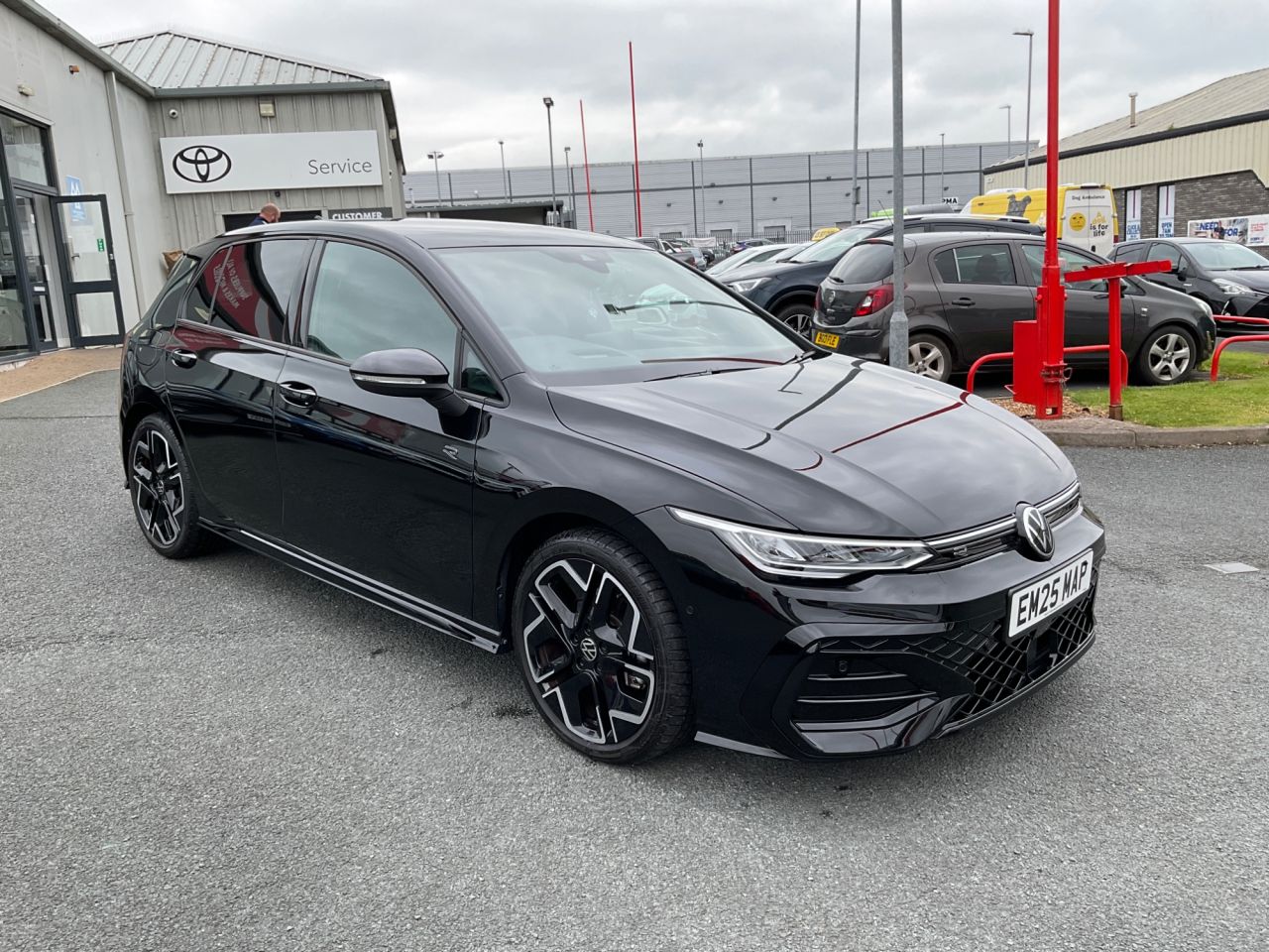 2025 VOLKSWAGEN GOLF for sale