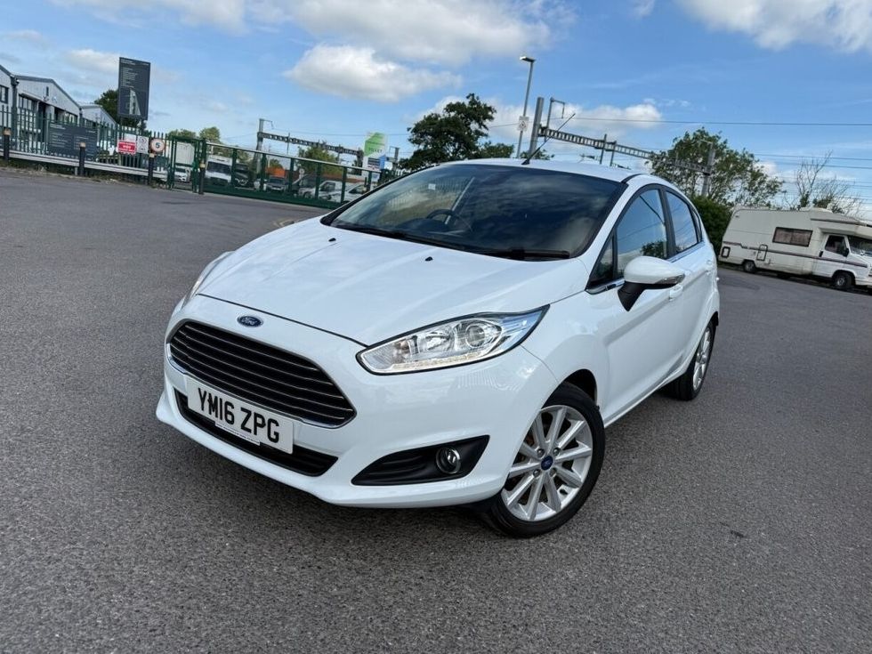 2016 FORD FIESTA for sale