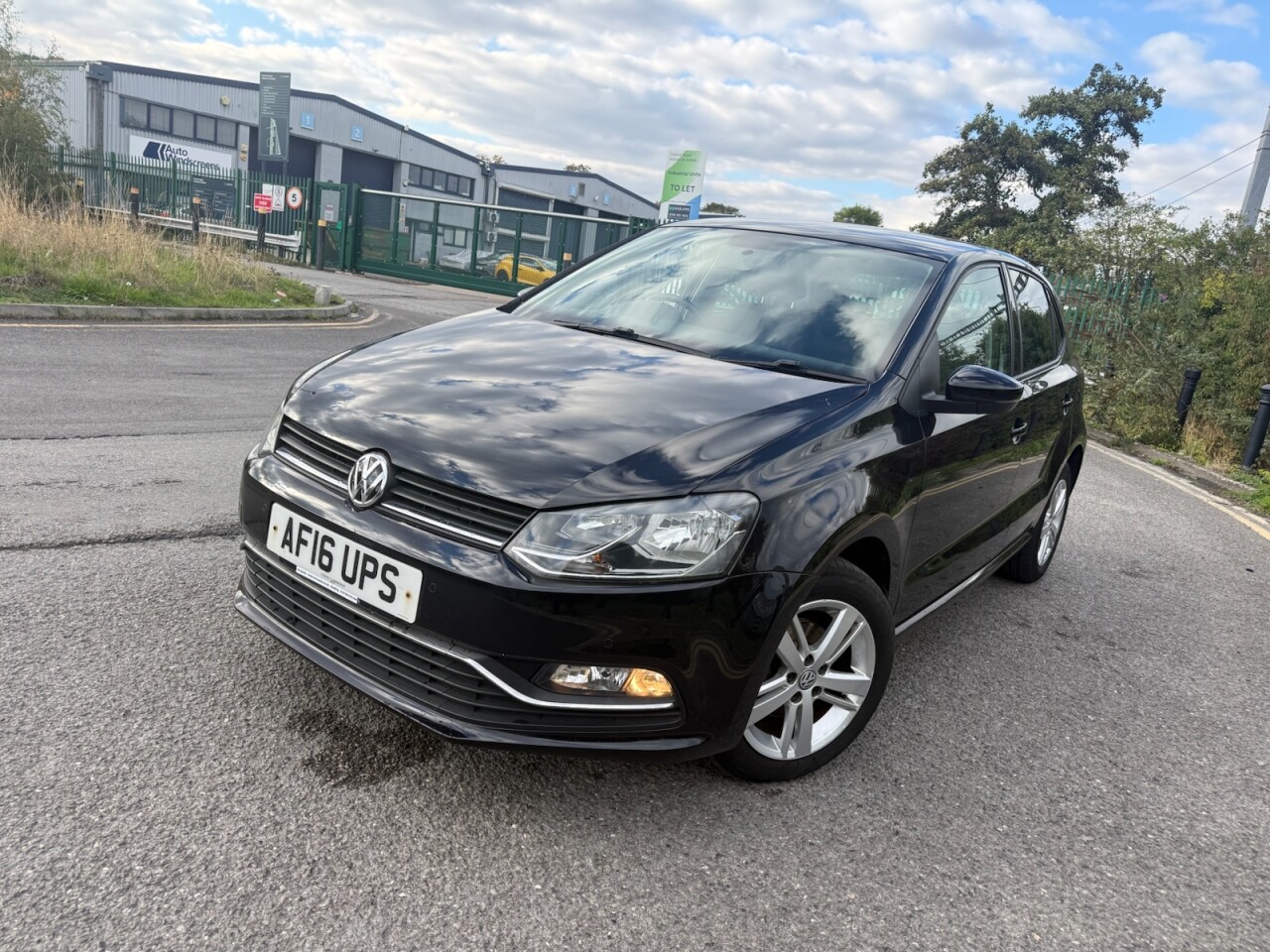2016 VOLKSWAGEN POLO for sale