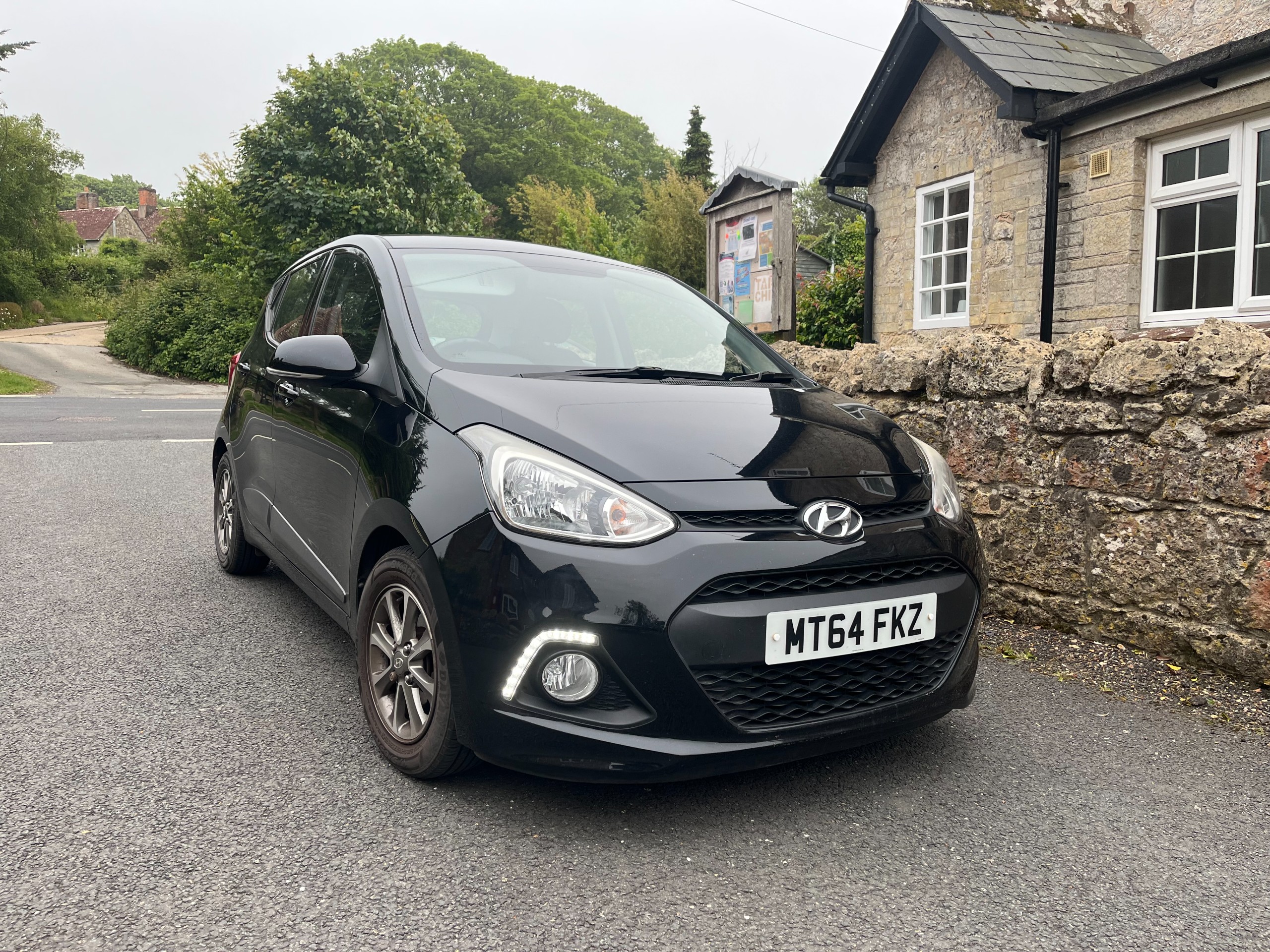 2014 HYUNDAI I10 for sale