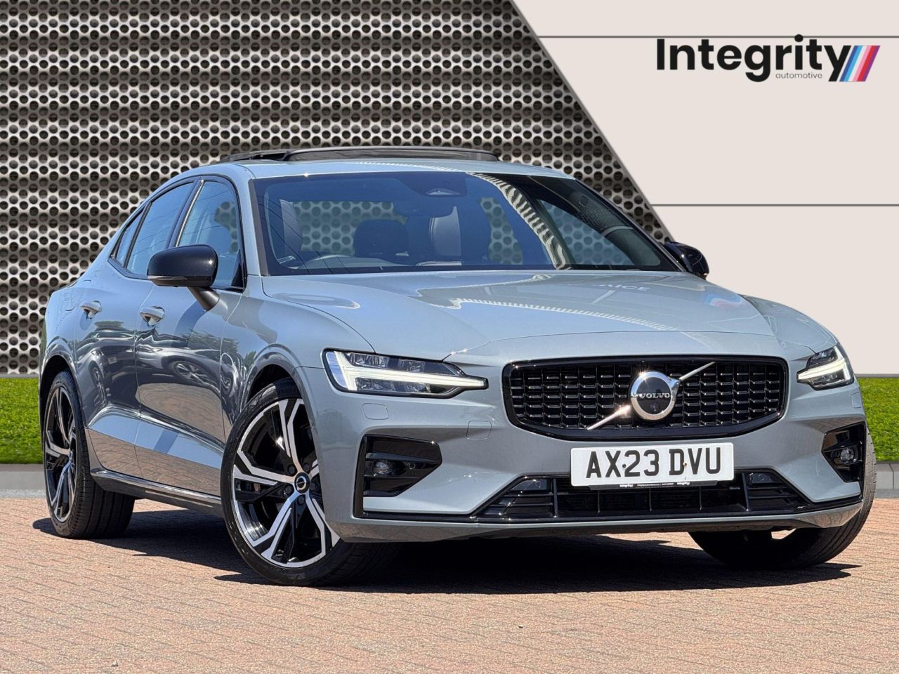 2023 VOLVO S60 for sale