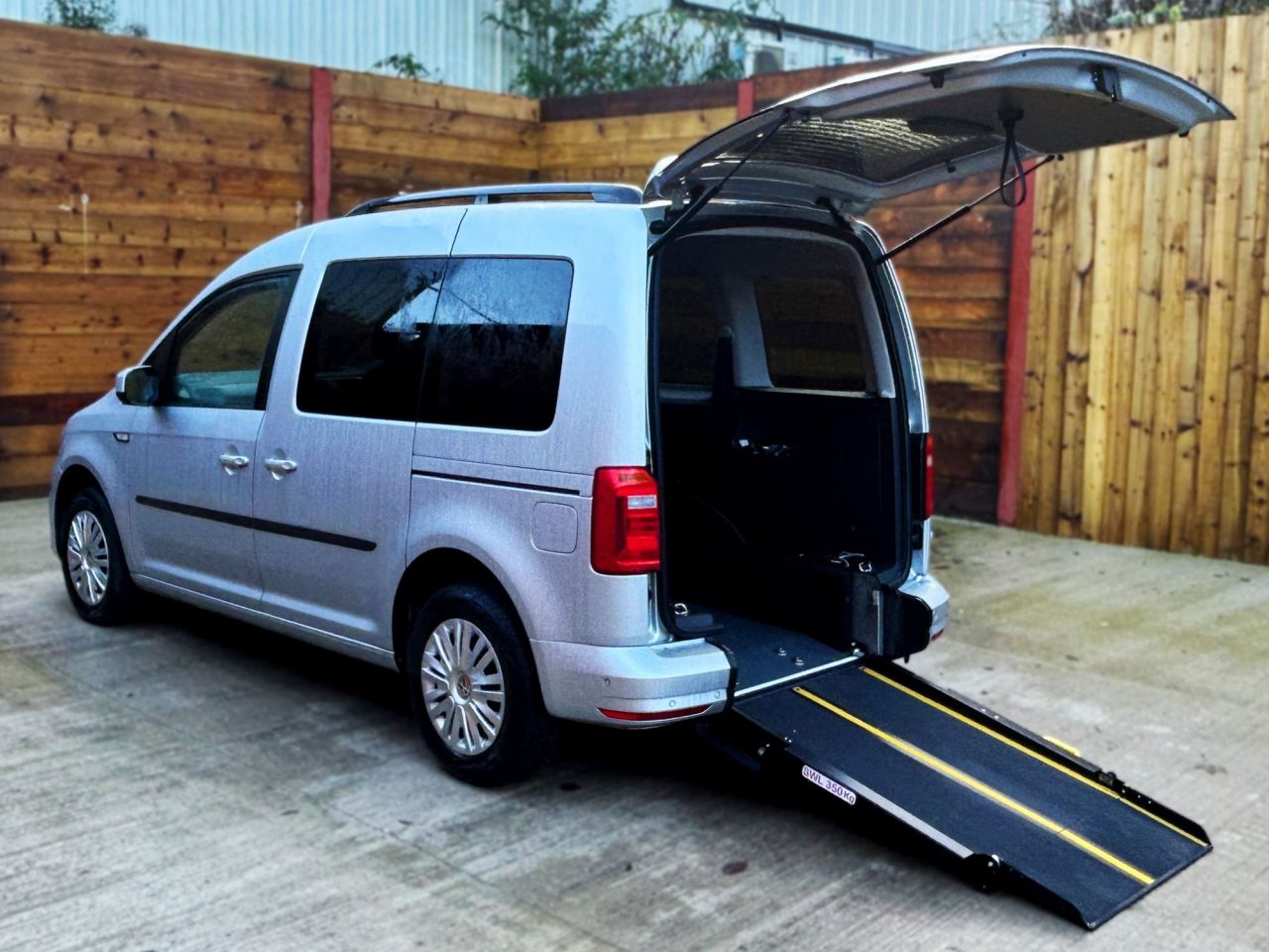 2020 VOLKSWAGEN CADDY LIFE for sale