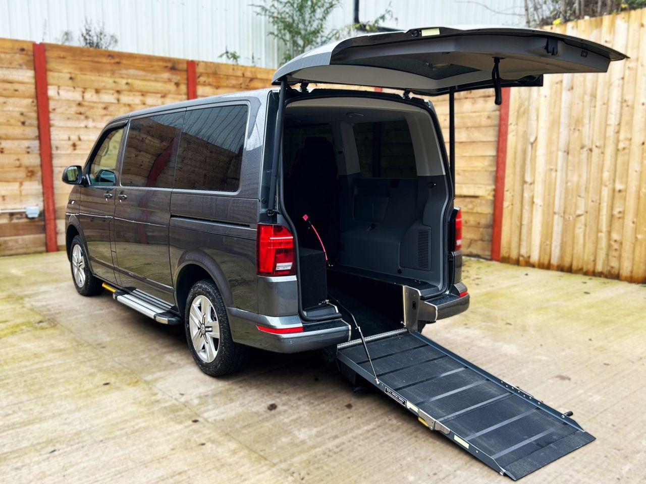 2020 VOLKSWAGEN TRANSPORTER for sale