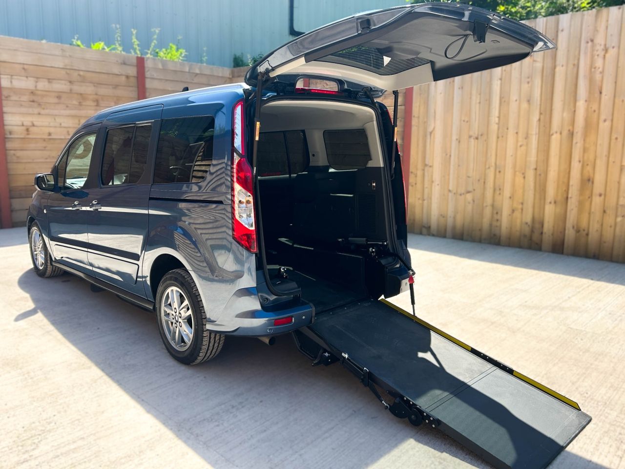 2022 FORD GRAND TOURNEO CONNECT for sale