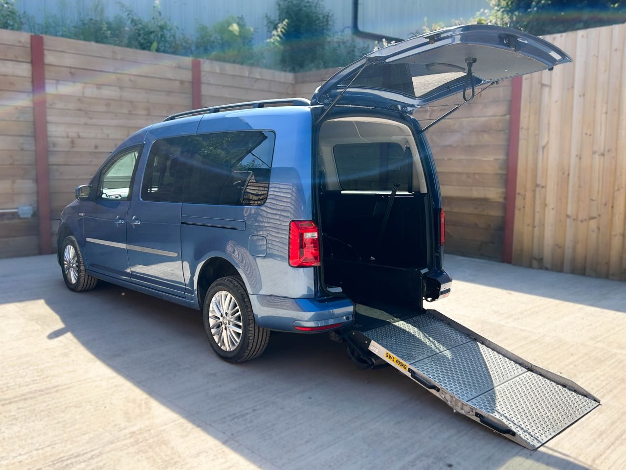 2017 VOLKSWAGEN CADDY MAXI LIFE for sale