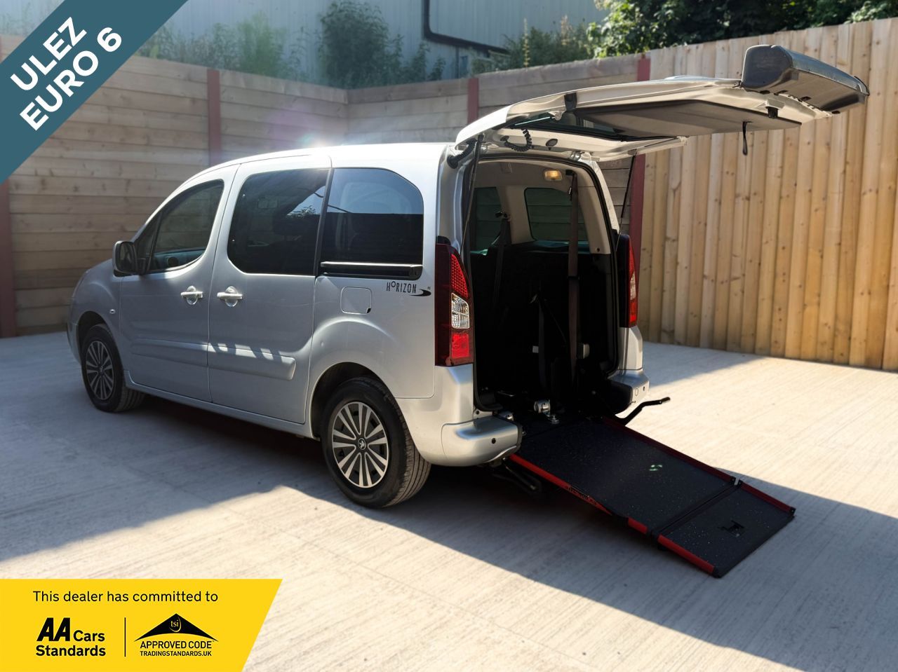 2019 PEUGEOT PARTNER TEPEE for sale