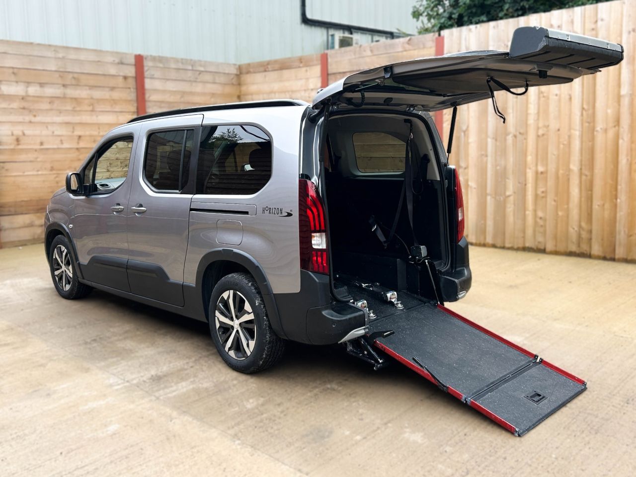 2024 PEUGEOT RIFTER for sale