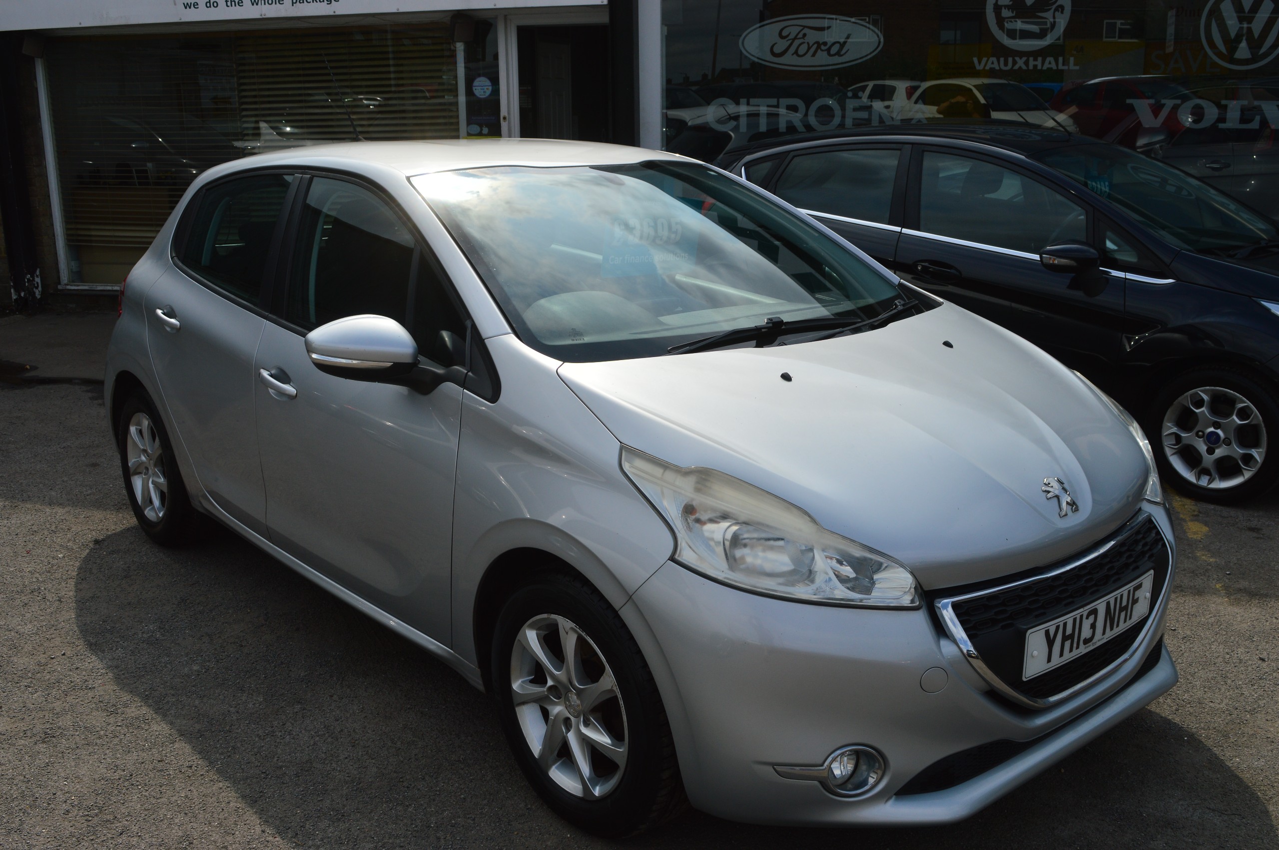 2013 PEUGEOT 208 for sale