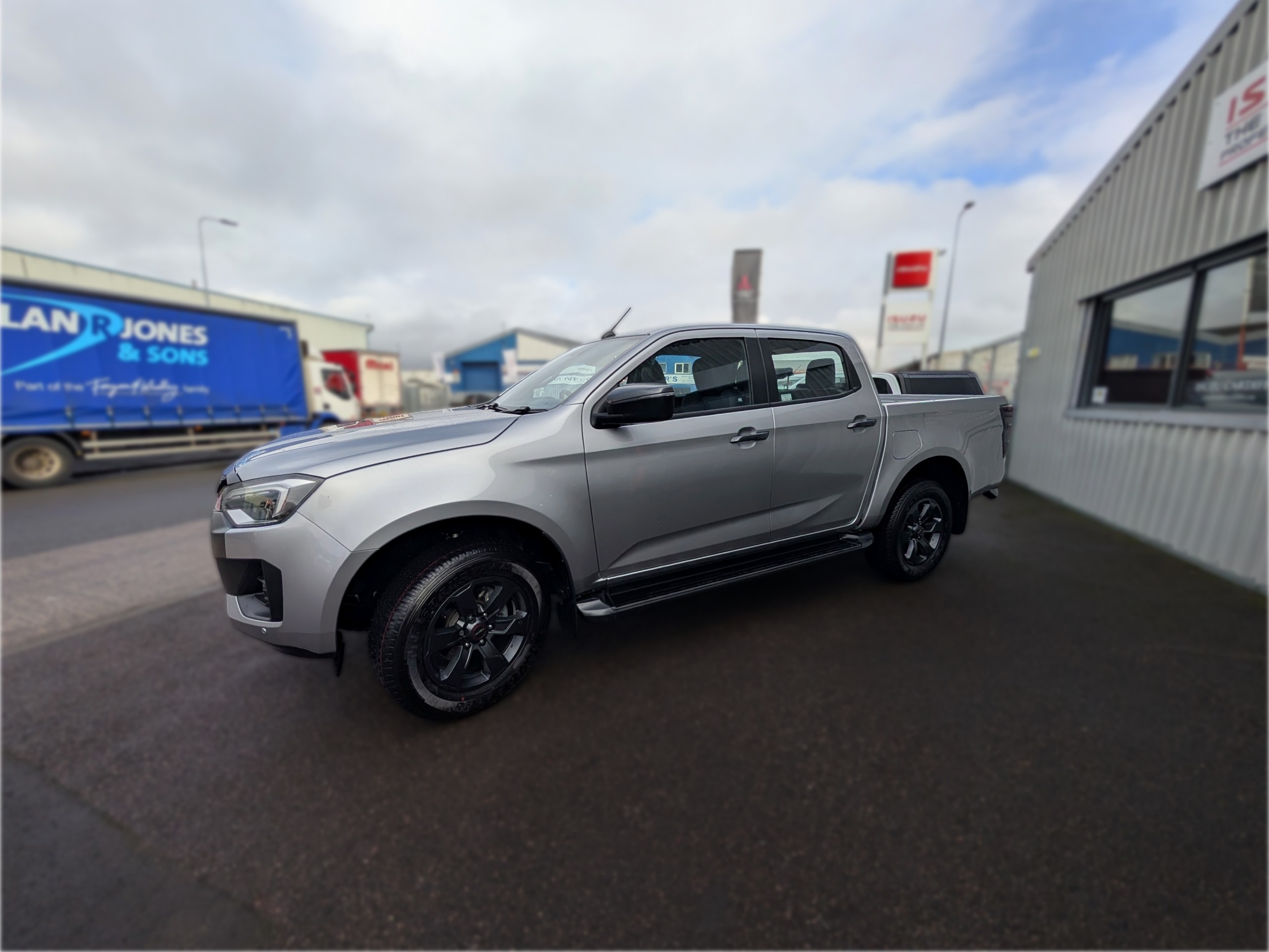 2025 ISUZU D-MAX for sale