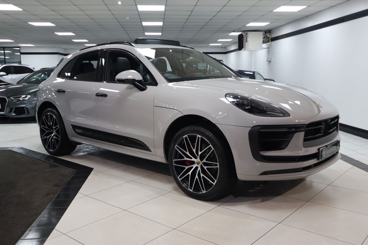 2022 PORSCHE MACAN for sale