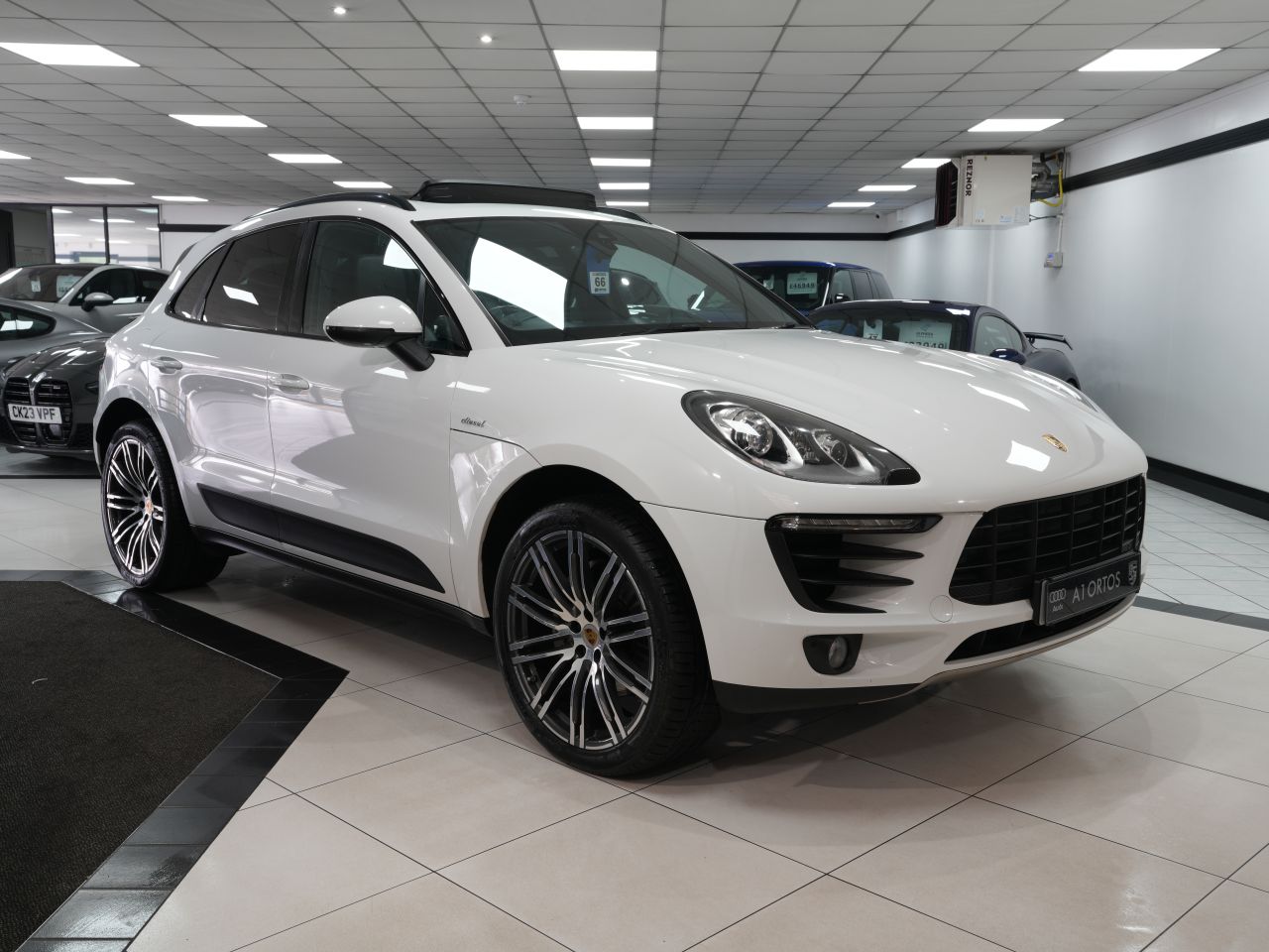 2014 PORSCHE MACAN for sale