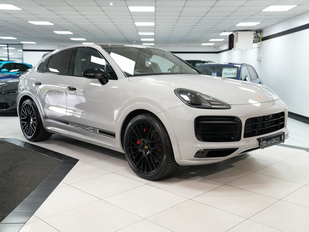 2022 PORSCHE CAYENNE for sale