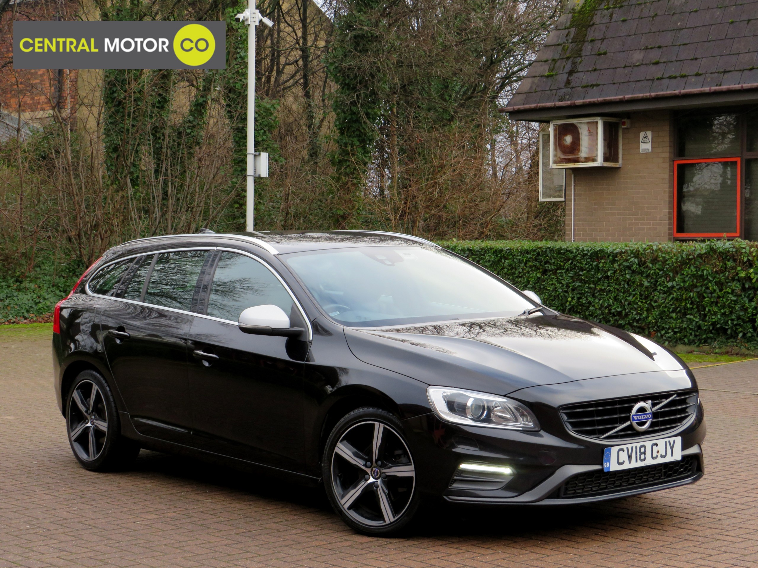 2018 VOLVO V60 for sale