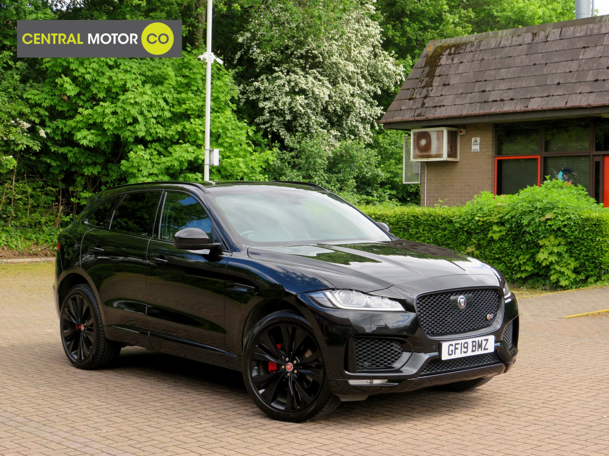 2019 JAGUAR F-PACE for sale