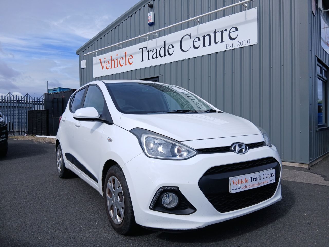 2016 HYUNDAI I10 for sale